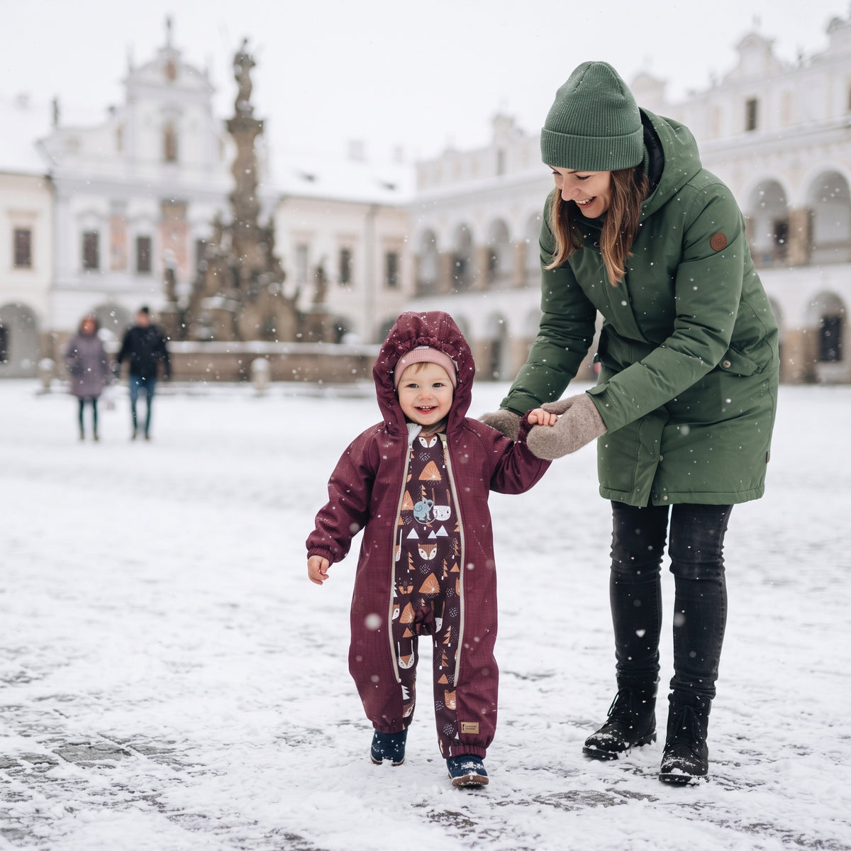 Monkey Mum® Mono infantil de invierno de softshell con borreguito - Caperucita granate en el bosque - talla 62/68, 74/80