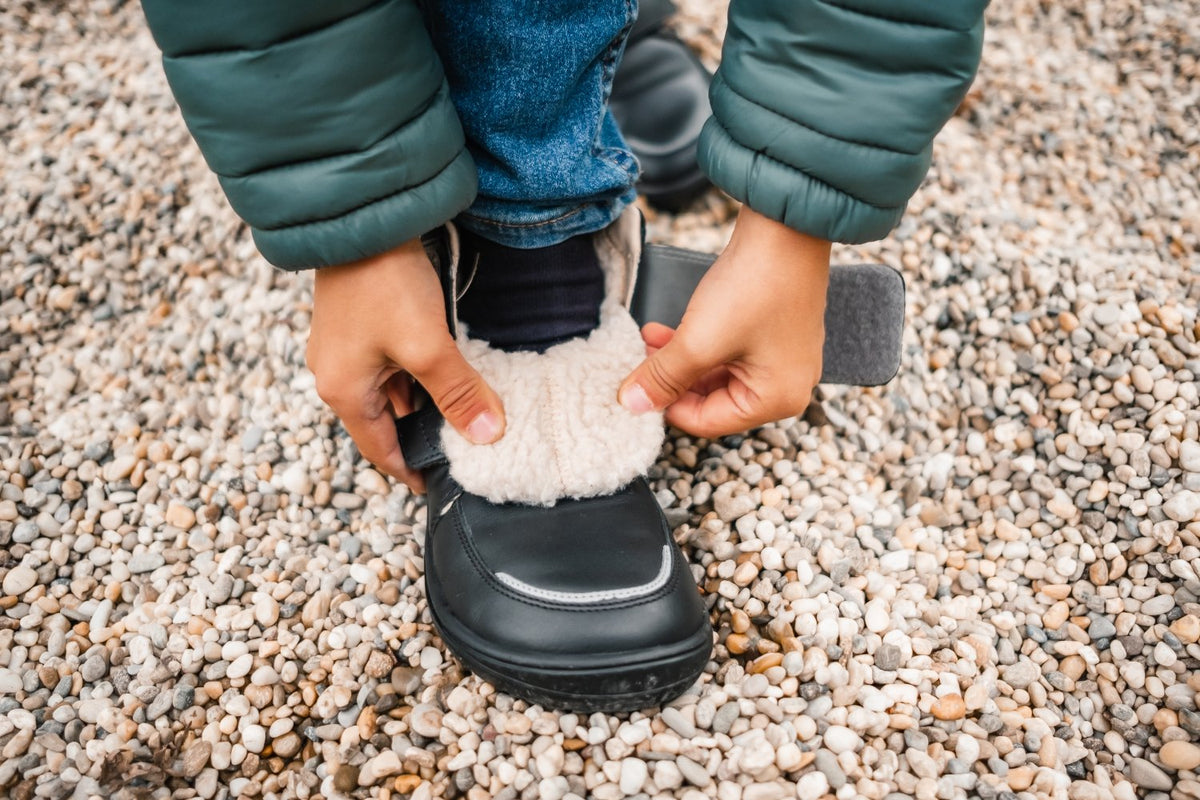 Be Lenka Barefoot Zapatos de invierno para niños Panda 2.0 - All Black