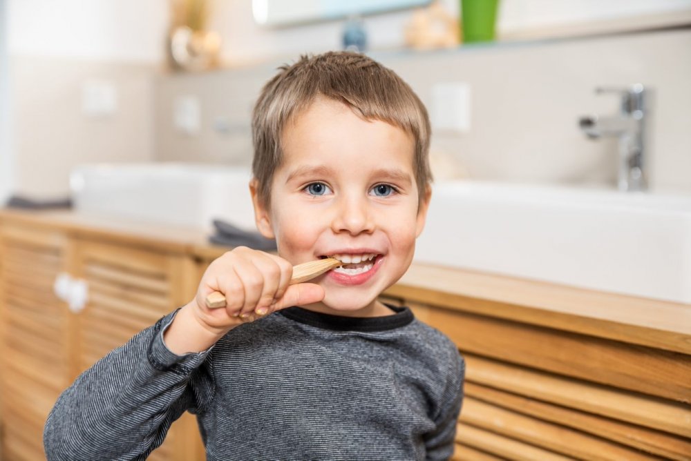 Cepillo de bambú para niños Medio Suave - 4 piezas