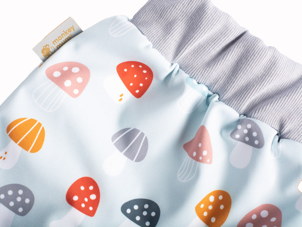 Pantalones infantiles de softshell con membrana Monkey Mum® - Setas amanita multicolores