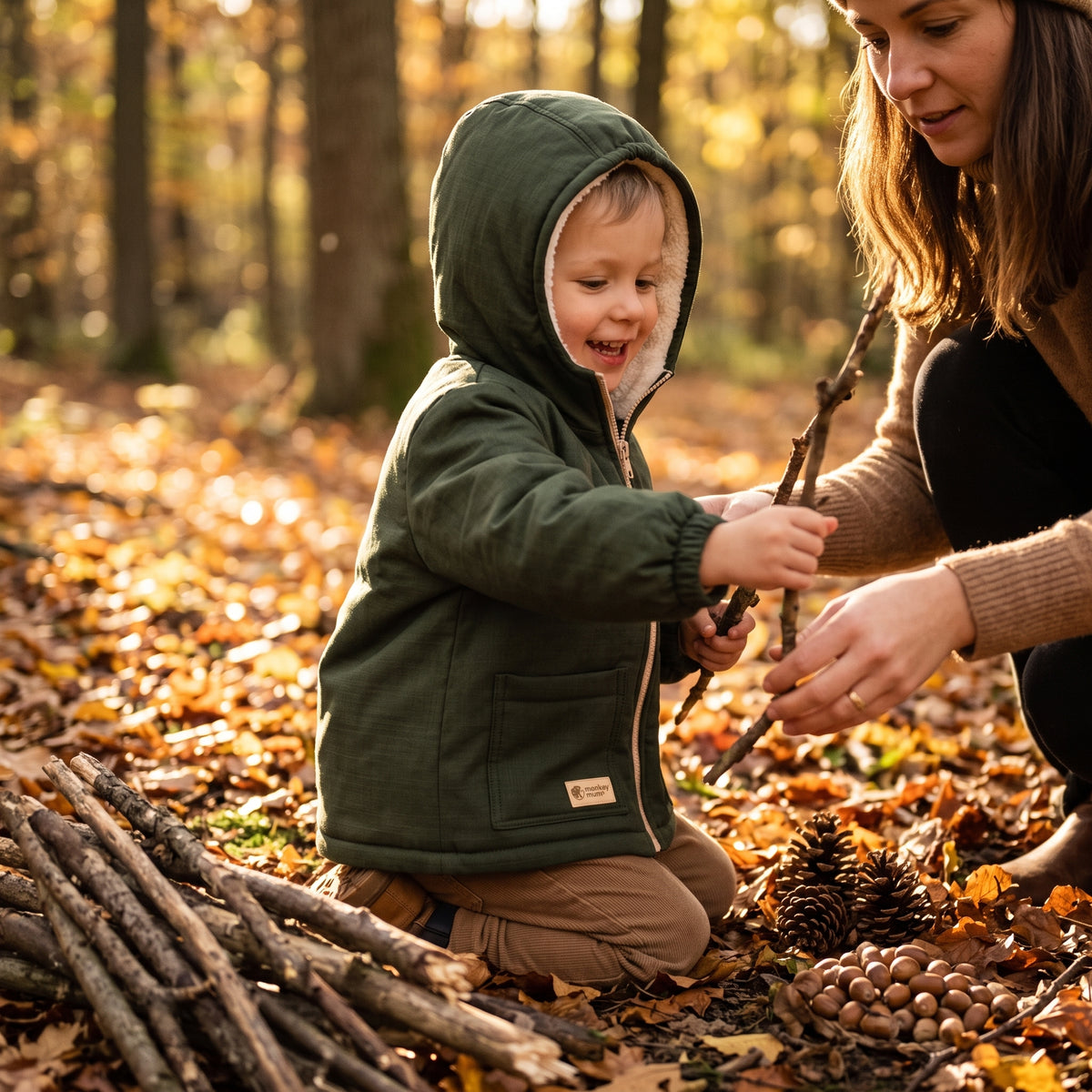 Chaqueta infantil de invierno de softshell con borreguito Monkey Mum® - Pequeño cazador caqui