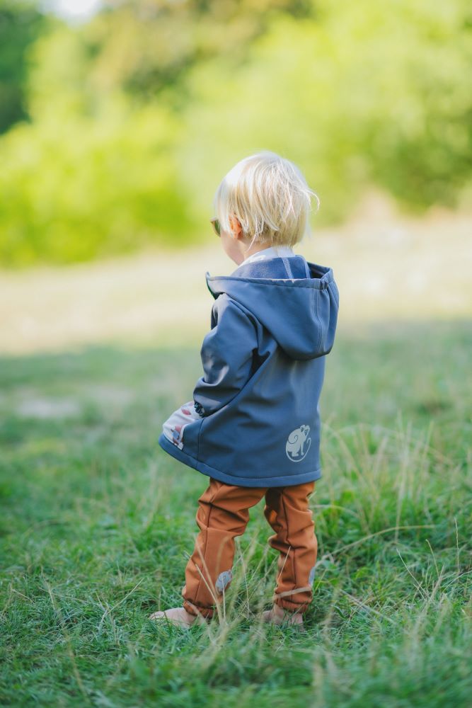 Chaqueta softshell infantil con membrana Monkey Mum® - Misterioso paseo con un zorro