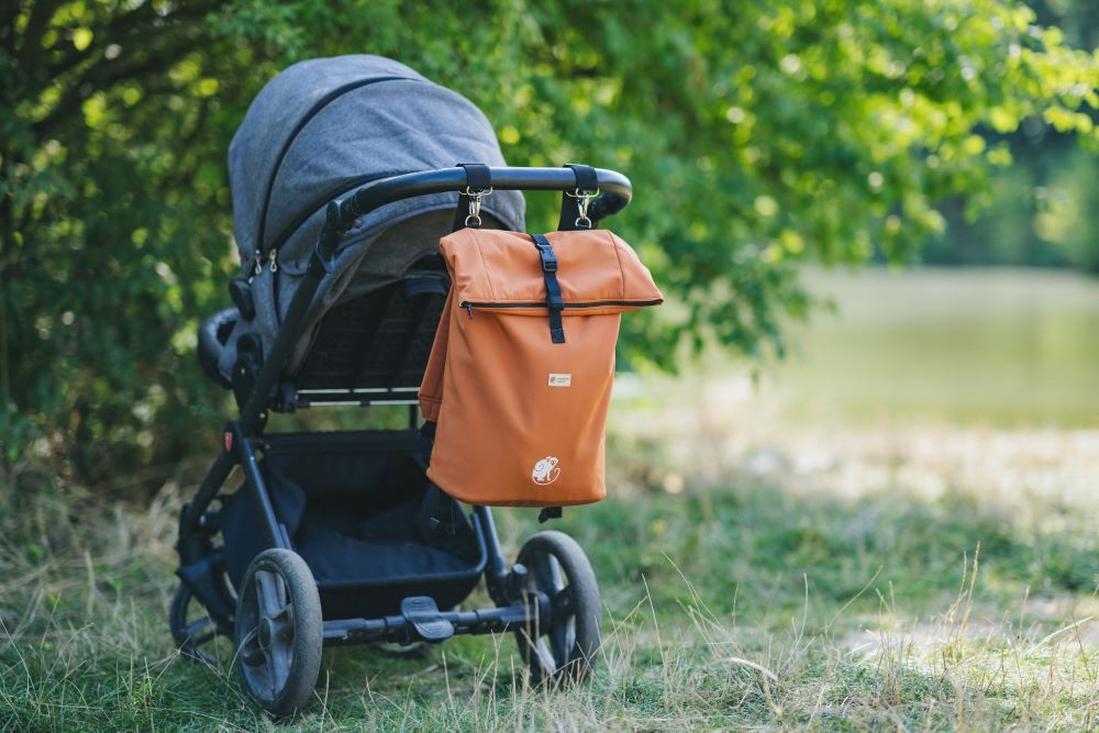 Monkey Mum® Mochila integrada de softshell para portabebés Carrie - Algodón de azúcar