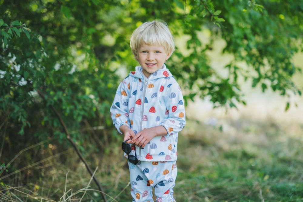 Chaqueta softshell infantil con membrana Monkey Mum® - Setas venenosas multicolores